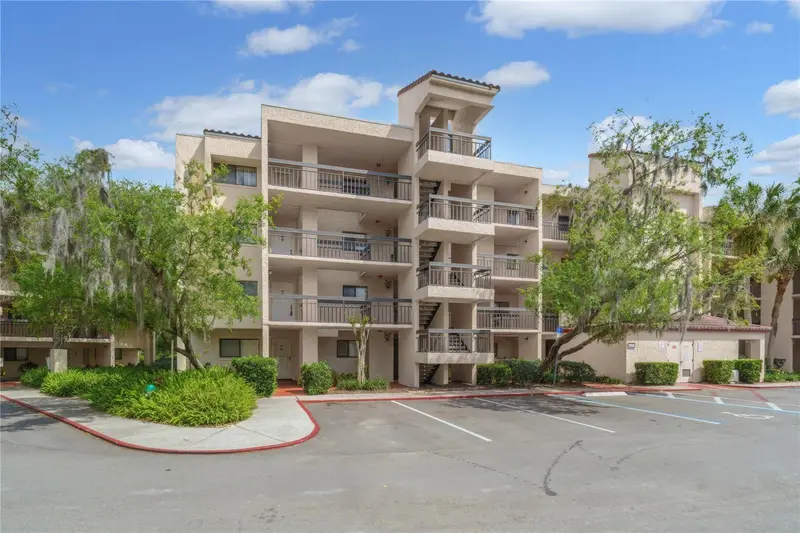 1166 Carmel Cir #200, FL
