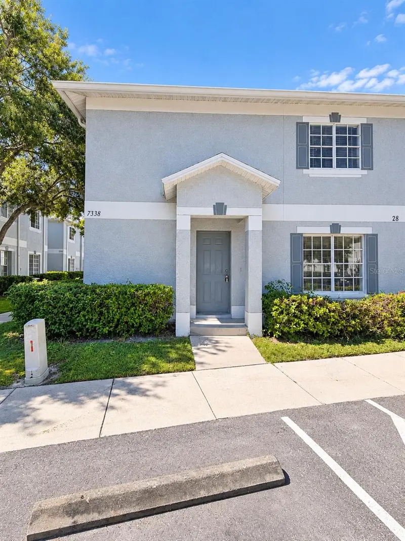7338 E Bank Dr, FL