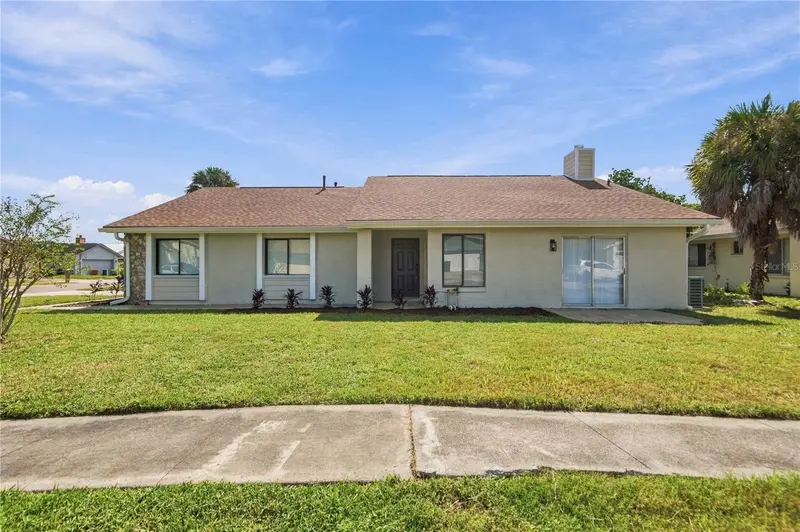 120 Holtz Dr, FL