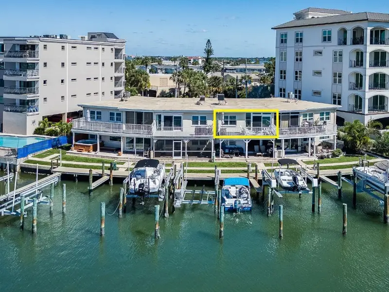 205 Dolphin Pt #6, FL