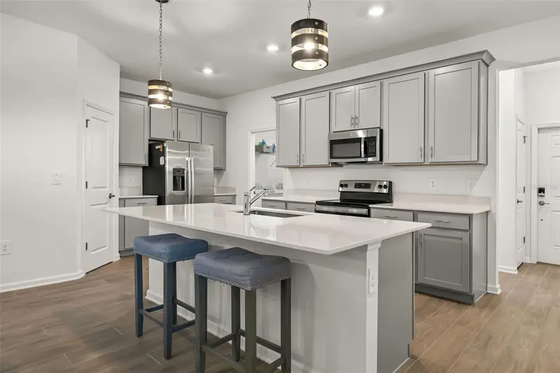 1543 Cross Prairie Pkwy, FL