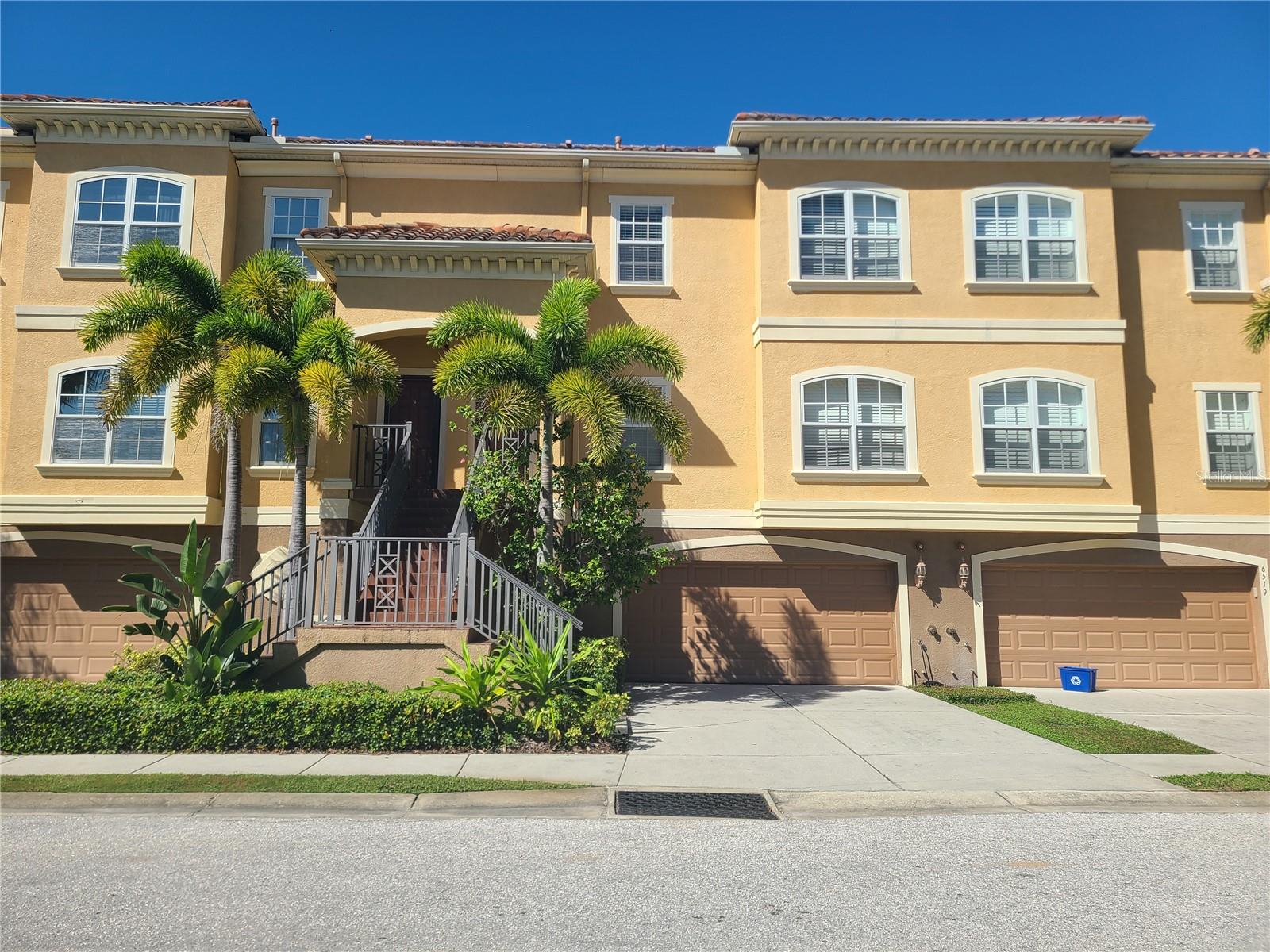 6517 Sand Shore Ln, FL
