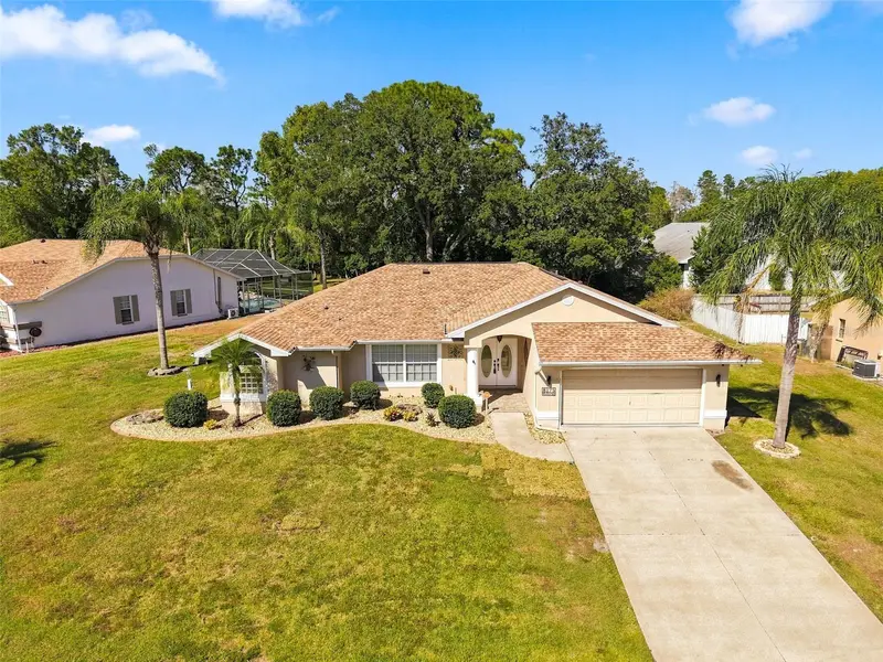 8175 Winding Oak Ln, FL