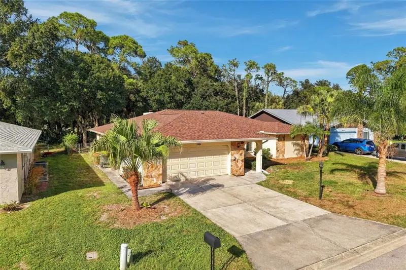 5561 Briar Creek Way, FL