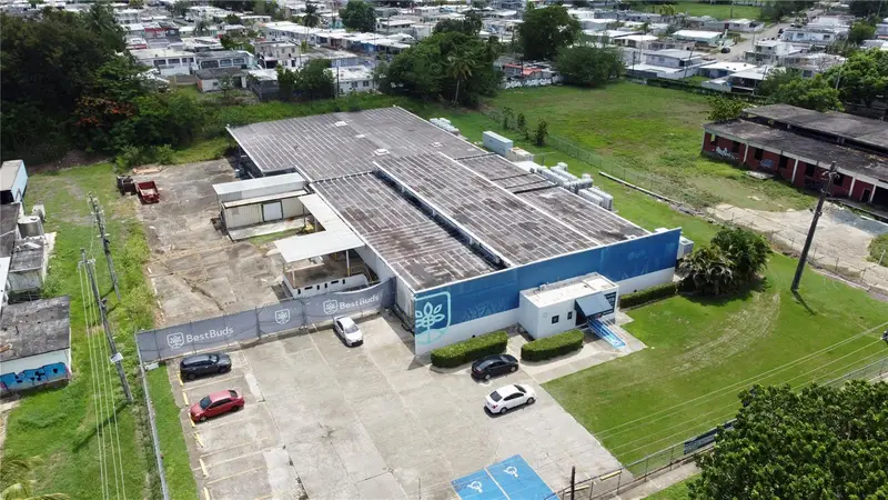 Pr-2 / Pr-686 Industria Av., PR