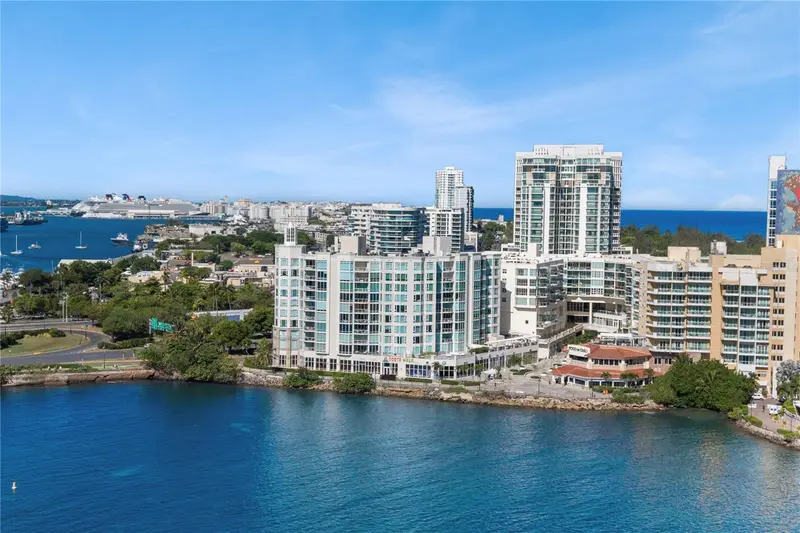 602 Cond. Laguna Plaza #602, PR