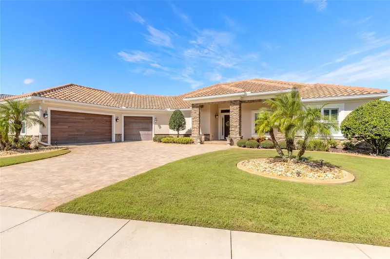 2813 Paradiso Ct, FL