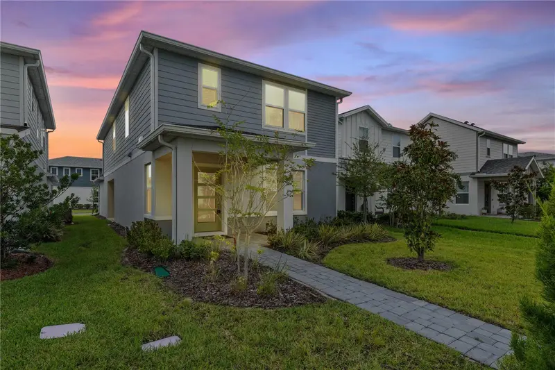 10938 Felicity Aly, FL