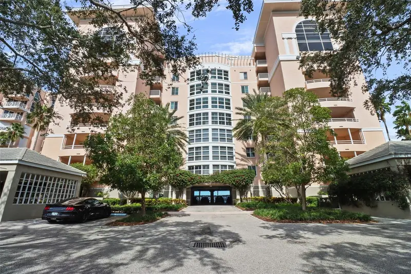4991 Bacopa Ln S #202, FL