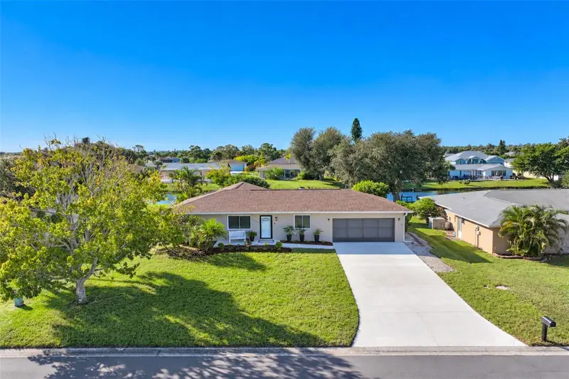 258 Annapolis Ln, FL