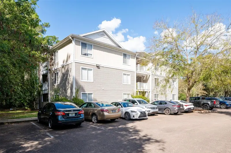 4000 Sw 23rd St #6-303, FL