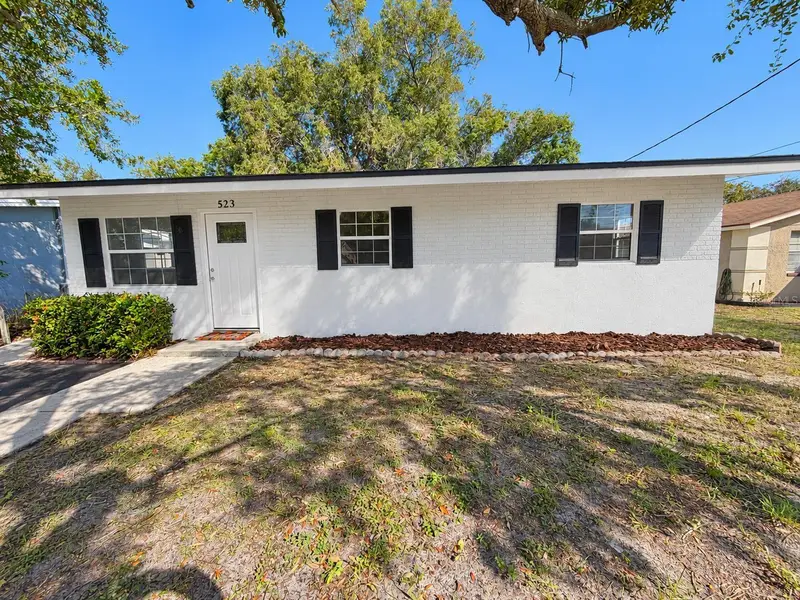 523 E Boyer St, FL