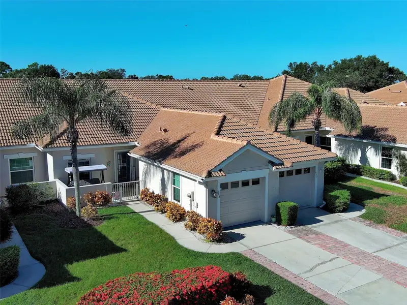 668 Back Nine Dr, FL