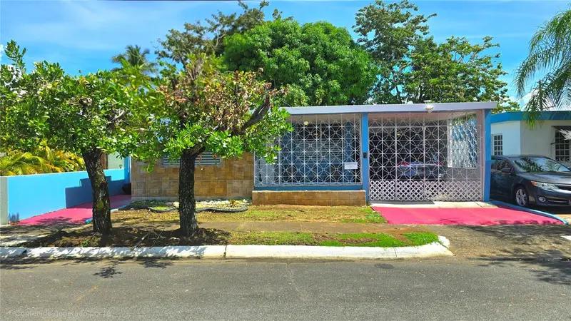 Luxemburgo St. Villa Contesa #L4, PR