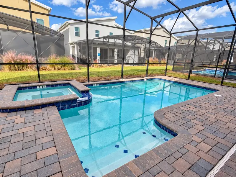 4553 Target Blvd, FL