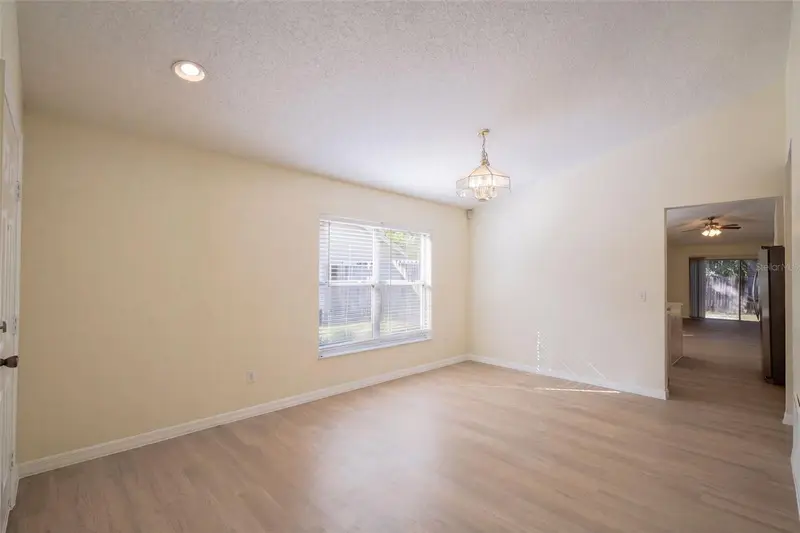 10437 Sun Villa Blvd, FL