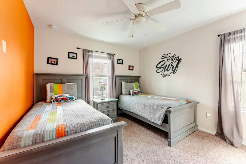 1586 Carey Palm Cir, FL