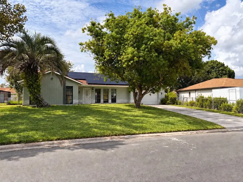 42 Wagon Cir, FL