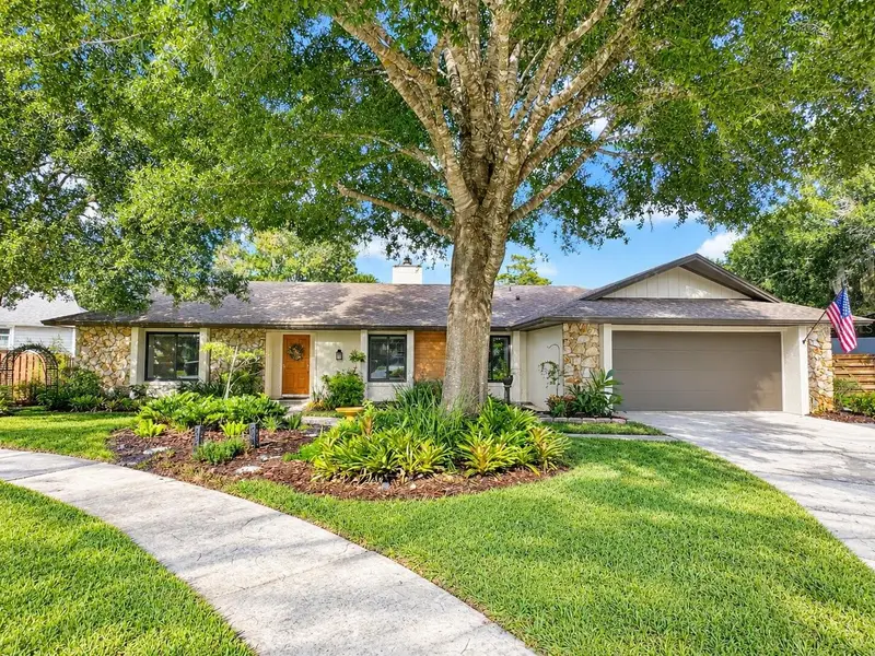 Sweetwater Oaks listing