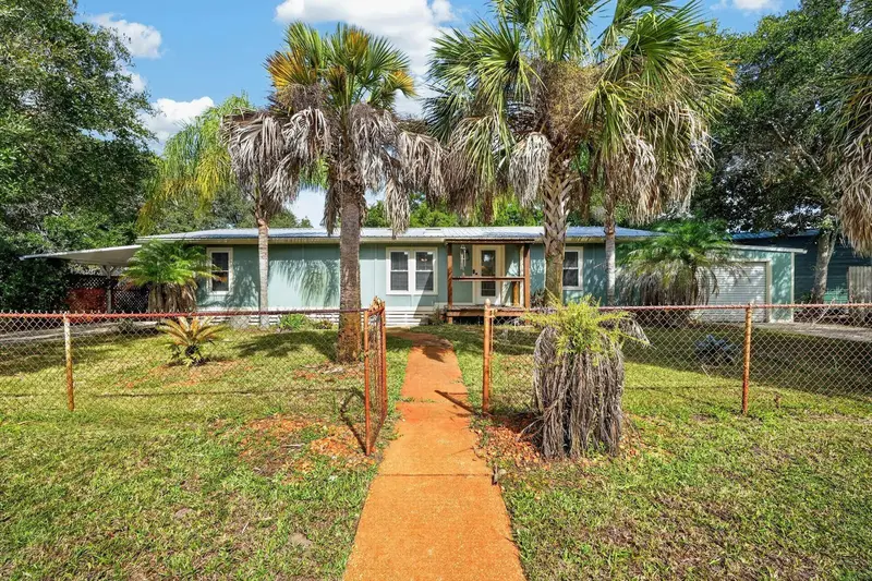 200 Hildago Rd, FL