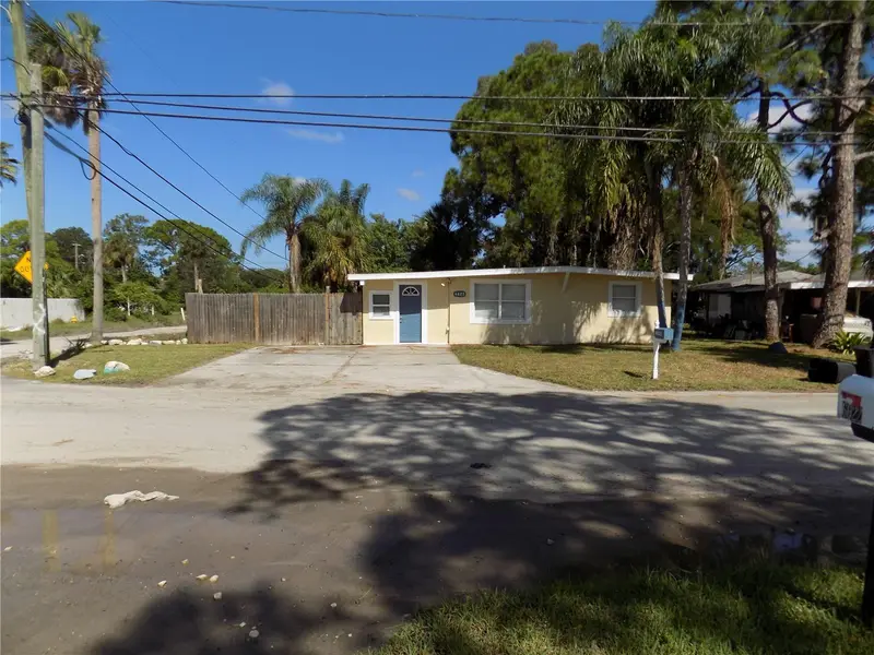 6623 Sandra Dr, FL