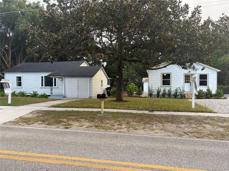 2500 Raeford Rd, FL