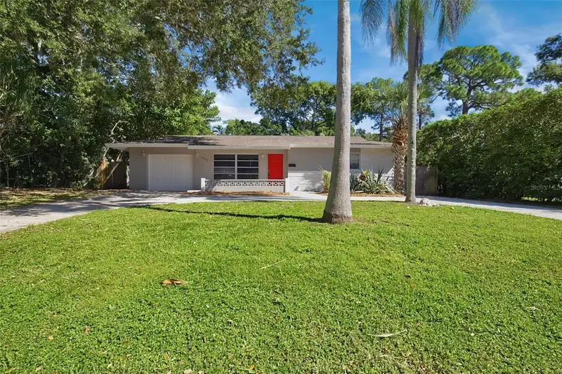 5795 Hillside St, FL