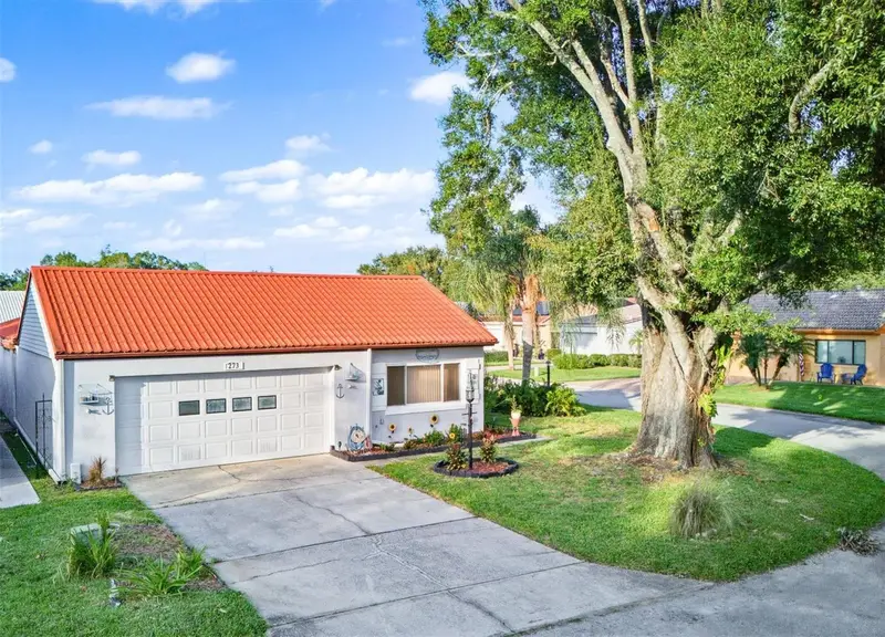 273 Mariposa St, FL
