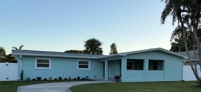 785 San Salvador Dr, FL