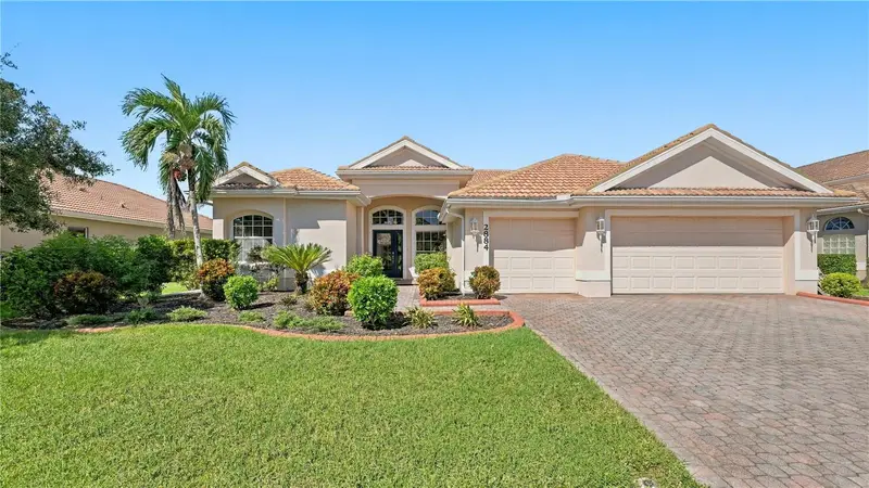 2884 Grazeland Dr, FL