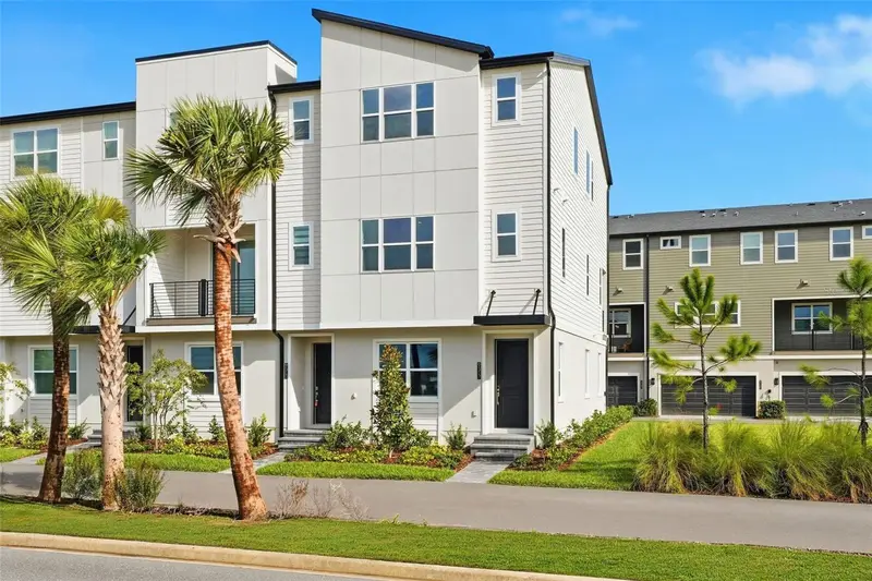 9317 Luminary Blvd, FL