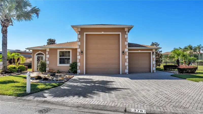 376 Nolane Ln, FL