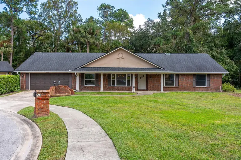 752 Riverbay Ct, FL