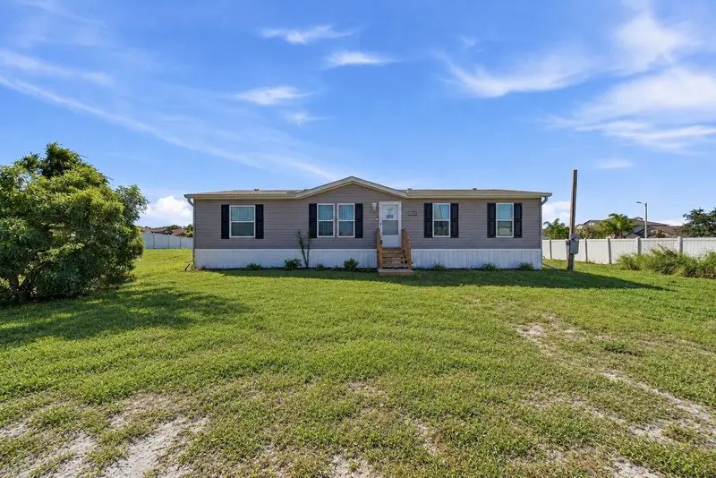 11307 Sumner Rd, FL