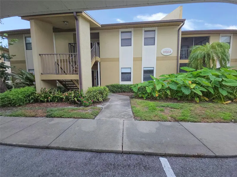 10103 Sailwinds Blvd N #102, FL