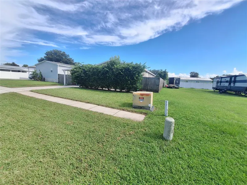 37650 Newport Dr, FL