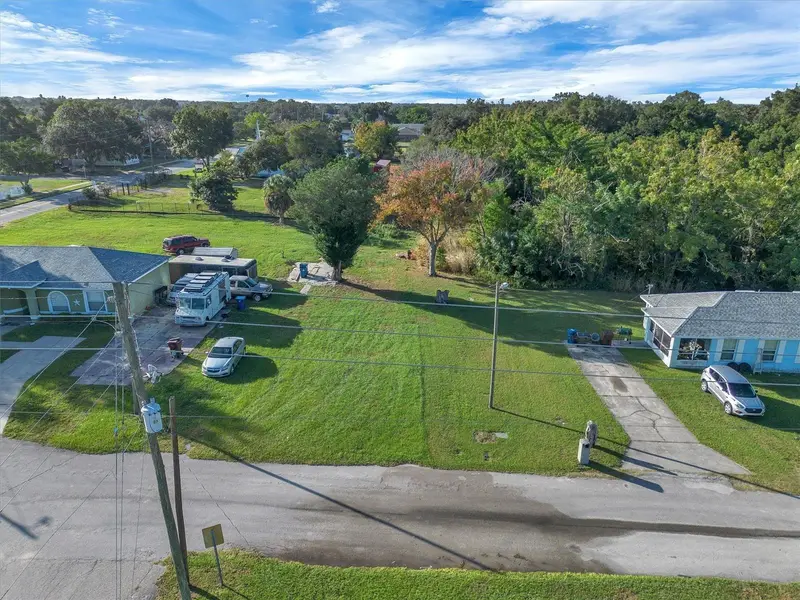311 W Sessoms Ave, FL