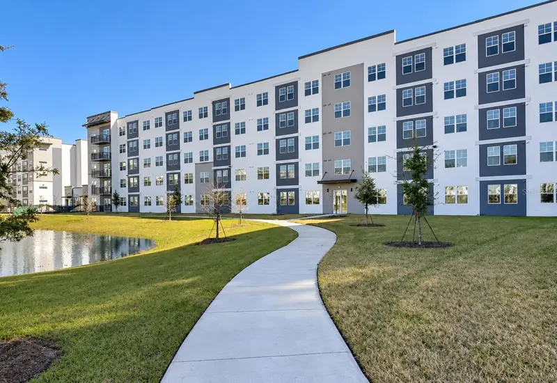 5587 Millenia Blvd #213, FL