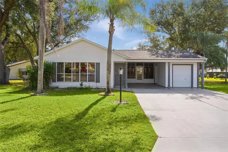 601 Santiago Ct, FL