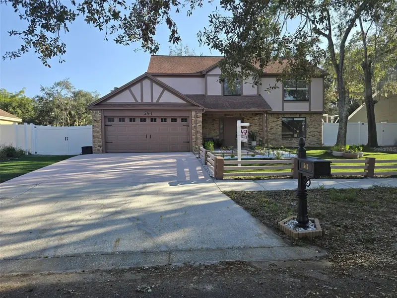 541 Emberwood Dr, FL