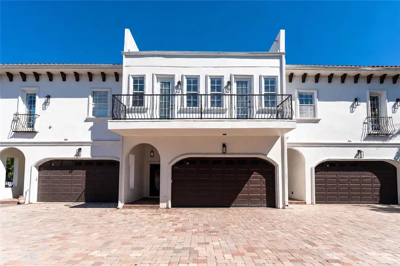 5601 Bayshore Blvd #E, FL