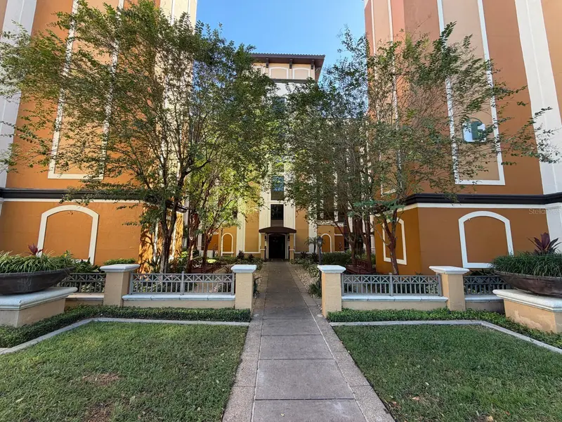12527 Floridays Resort Dr #506-E, FL