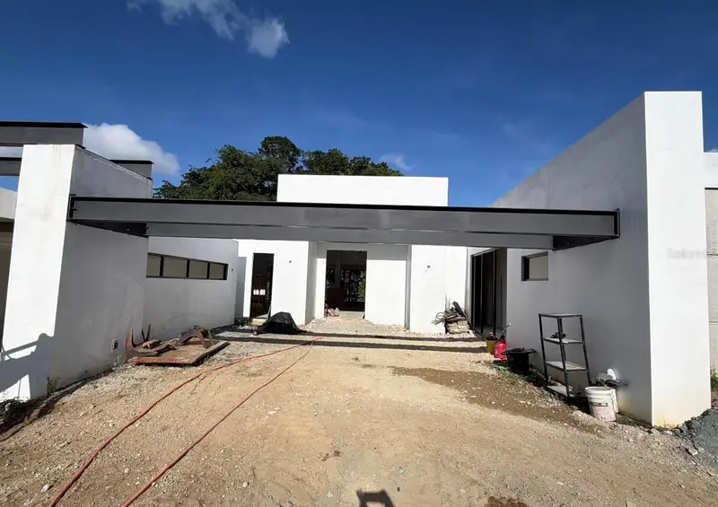 137 Calle Violeta, PR
