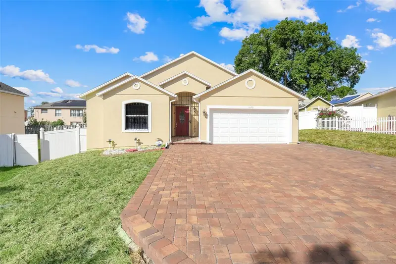 1650 Lamplighter Way, FL