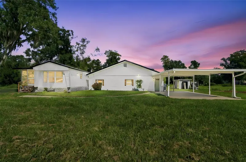 8719 S Meadowview Cir, FL