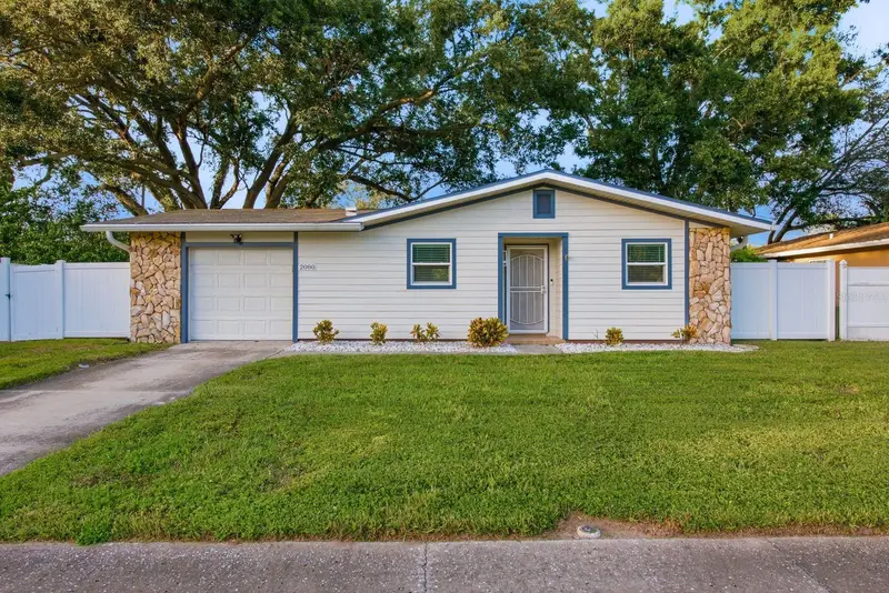 2080 Butternut Cir, FL