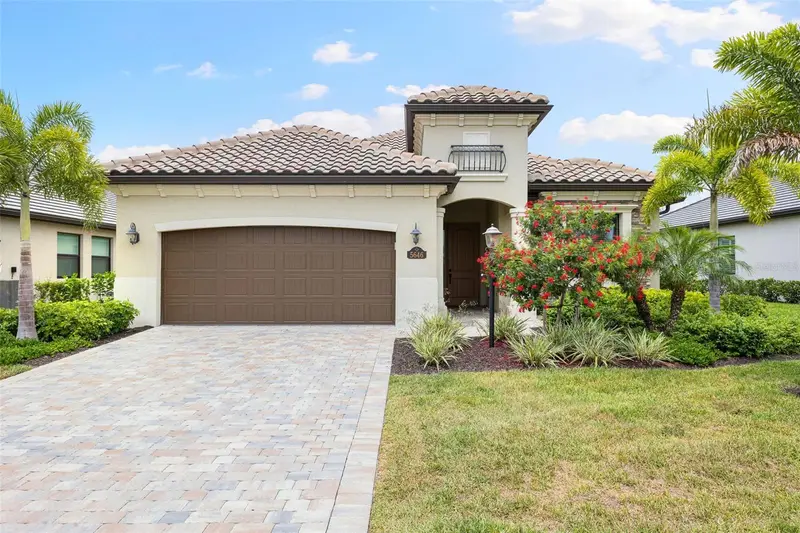 5646 Cheech Gln, FL
