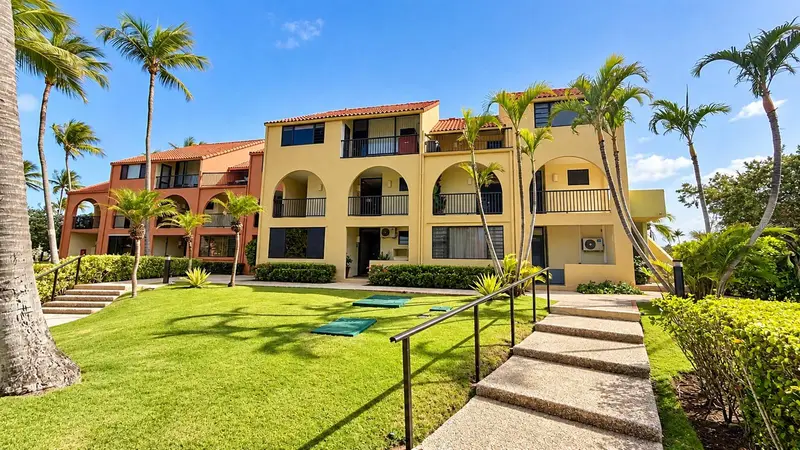 208 Beach Village Dr., PR