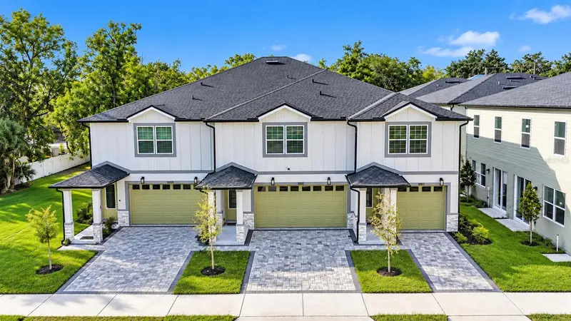1102 June St, FL