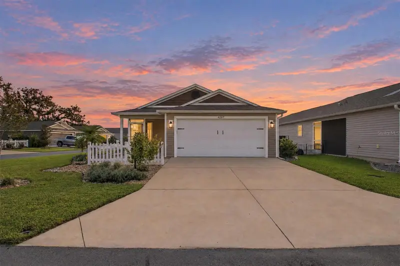 4287 Fredda Ter, FL